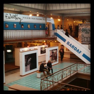 L'intérieur du centre vu du 3e étage. Bâtiment art nouveau conçu par Victor Horta en 1906 - Centre Belge de la Bande Dessinée.