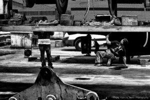 Fabrice Denis - BreakDance !!! Port de la Cotinière - Chantier naval - en cc sur Flickr - https://www.flickr.com/photos/fabricedenisphotography/28377198296/